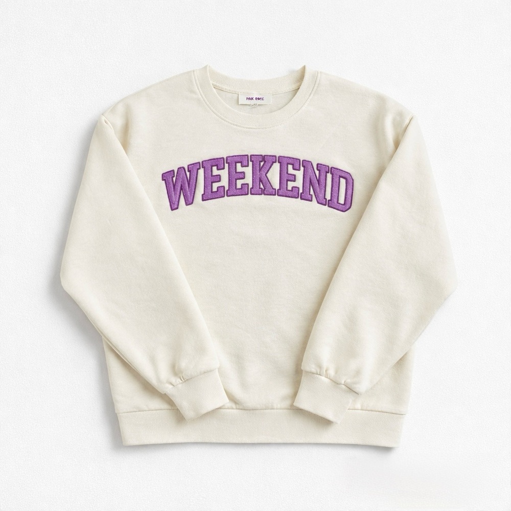 NWT Pink Rose White and Purple Weekend Sweater Size Small